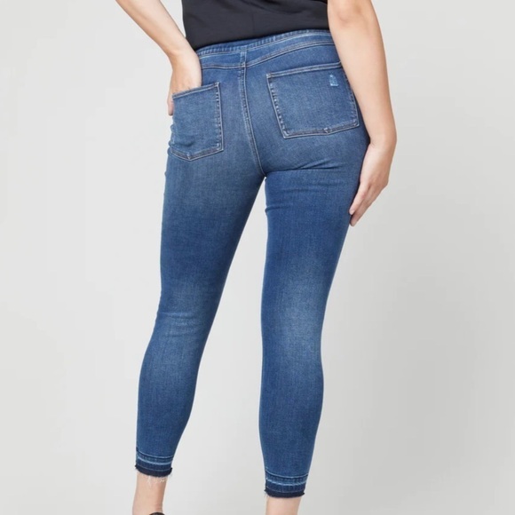 SPANX Womens Distressed Skinny Denim Legging Sz Medium Blue Medium Wash 20203R - Picture 2 of 9